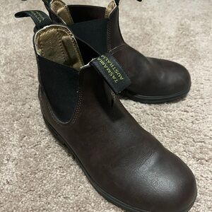 Barely used vegan leather blundstones